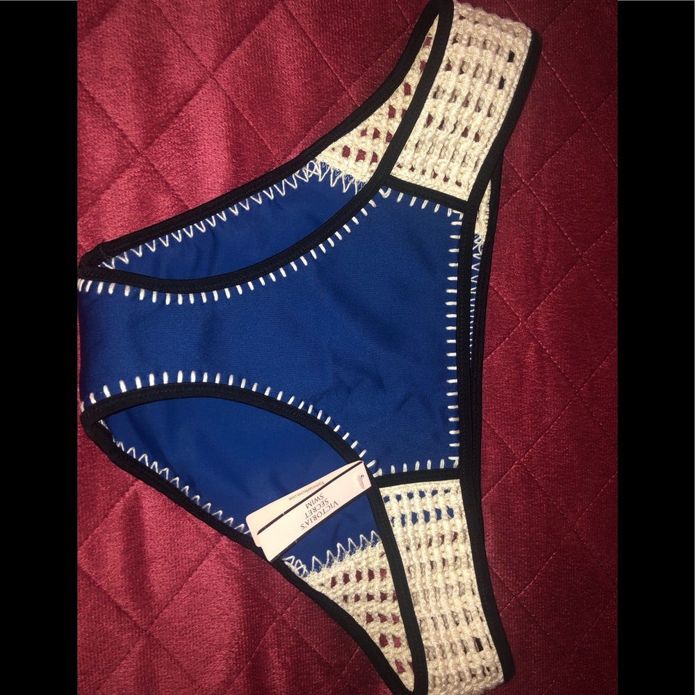 NWT Victoria Secret Bikini Bottom